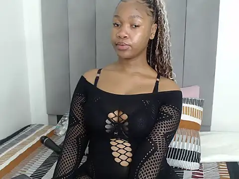 Snapshot of Sexykarla_020 chatting on August 1, 2026, 3:39 am Sexykarla 020 online show from August 1, 2026, 3:39 am