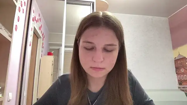 HwaTrippel online show from July 3, 2026, 6:25 pm