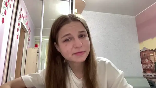 HwaTrippel online show from July 22, 2026, 8:39 am