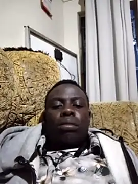 Snapshot of mwanzighe chatting on June 17, 2026, 5:36 pm mwanzighe online show from June 17, 2026, 5:36 pm