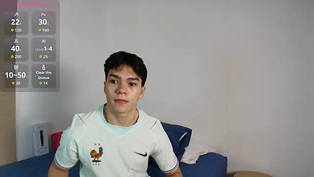 Snapshot of luandy_1 chatting on July 5, 2026, 12:45 pm luandy 1 online show from July 5, 2026, 12:45 pm