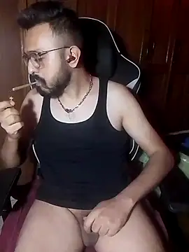 Snapshot of freakkydessi chatting on July 1, 2026, 9:36 pm freakkydessi online show from July 1, 2026, 9:36 pm