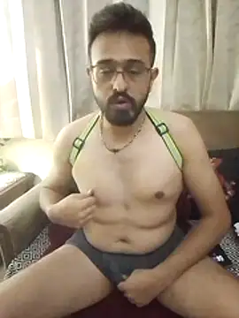 Snapshot of freakkydessi chatting on July 11, 2026, 11:28 pm freakkydessi online show from July 11, 2026, 11:28 pm