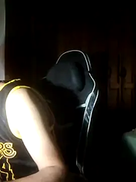 Snapshot of freakkydessi chatting on July 13, 2026, 10:29 am freakkydessi online show from July 13, 2026, 10:29 am