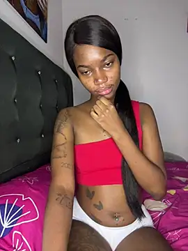 Snapshot of ShakiraThompss18 chatting on July 22, 2026, 12:30 pm ShakiraThompss18 online show from July 22, 2026, 12:30 pm