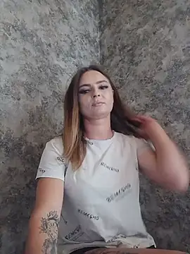 MilenaMinskaya online show from June 24, 2026, 1:32 pm