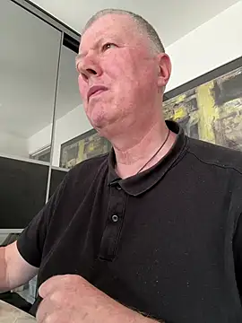 Snapshot of cumboy chatting on April 24, 2026, 2:19 pm cumboy online show from April 24, 2026, 2:19 pm