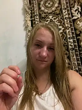 Emilia ki online show from June 17, 2026, 8:43 pm