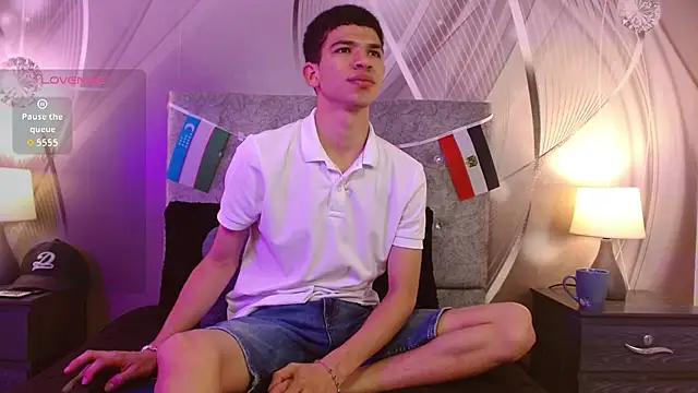 Snapshot of Dilan_Femboy chatting on July 9, 2026, 1:59 pm Dilan Femboy online show from July 9, 2026, 1:59 pm