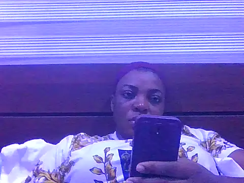 Snapshot of Domina_Empress chatting on June 19, 2026, 8:56 pm Domina Empress online show from June 19, 2026, 8:56 pm