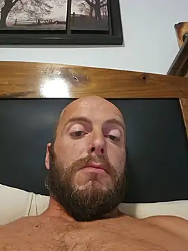 Snapshot of piercedhunk56 chatting on July 12, 2026, 4:42 pm piercedhunk56 online show from July 12, 2026, 4:42 pm
