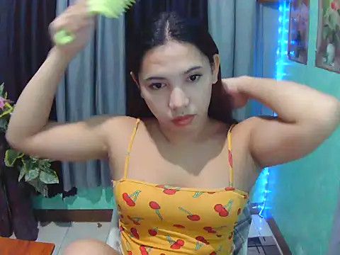 Snapshot of XCalixa chatting on August 1, 2026, 12:59 pm XCalixa online show from August 1, 2026, 12:59 pm