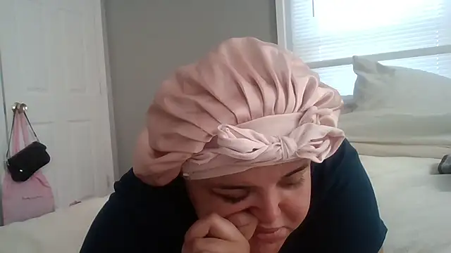 Snapshot of babyhoneyycoco chatting on June 23, 2026, 2:59 pm babyhoneyycoco online show from June 23, 2026, 2:59 pm