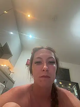 Snapshot of Coleyy_xx chatting on July 28, 2026, 7:39 pm Coleyy xx online show from July 28, 2026, 7:39 pm