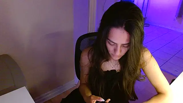 Snapshot of VeronicaBabygirll chatting on June 18, 2026, 4:46 am VeronicaBabygirll online show from June 18, 2026, 4:46 am