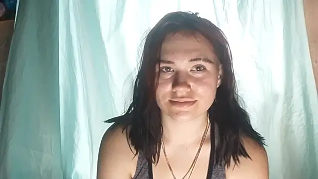 FayeWildman online show from July 6, 2026, 8:11 am