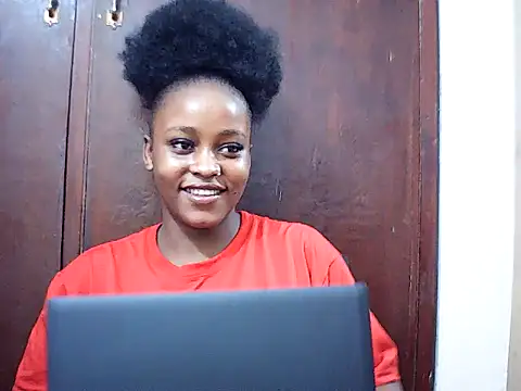Snapshot of cuchiesweet chatting on June 25, 2026, 5:28 pm cuchiesweet online show from June 25, 2026, 5:28 pm