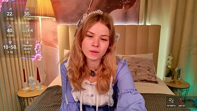 Snapshot of ChloeWells chatting on June 20, 2026, 3:31 am ChloeWells online show from June 20, 2026, 3:31 am