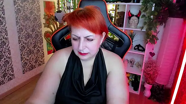 Snapshot of Joana_Woods chatting on July 9, 2026, 8:40 am Joana Woods online show from July 9, 2026, 8:40 am