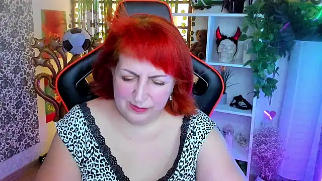 Snapshot of Joana_Woods chatting on July 14, 2026, 8:52 am Joana Woods online show from July 14, 2026, 8:52 am