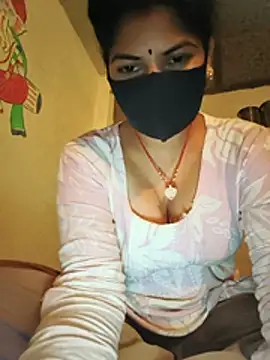 Snapshot of __Cutie_ chatting on July 7, 2026, 4:44 pm Cutie online show from July 7, 2026, 4:44 pm