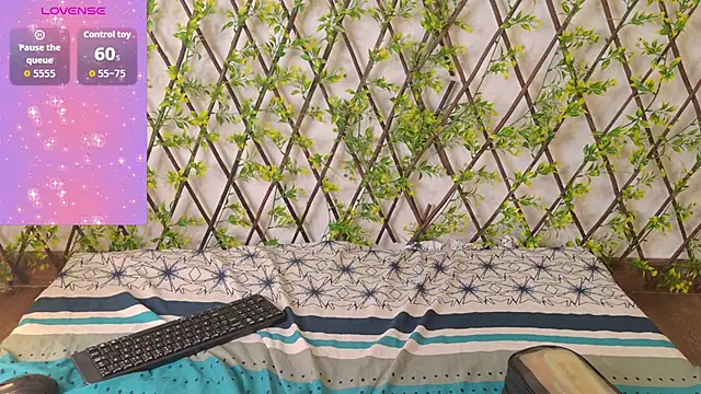 Snapshot of Mimis_park chatting on July 8, 2026, 10:09 am Mimis park online show from July 8, 2026, 10:09 am