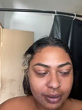 Snapshot of estrellla1 chatting on August 7, 2026, 2:41 pm estrellla1 online show from August 7, 2026, 2:41 pm