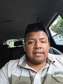 Snapshot of miguel990106 chatting on June 18, 2026, 11:20 pm miguel990106 online show from June 18, 2026, 11:20 pm