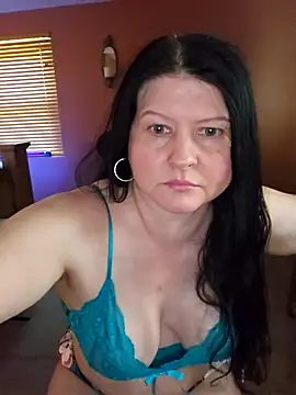 Snapshot of SpicyRosy chatting on June 21, 2026, 9:06 pm SpicyRosy online show from June 21, 2026, 9:06 pm