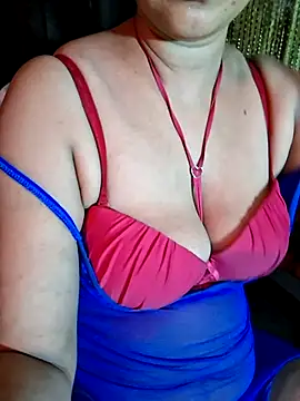 Snapshot of laxmirwt chatting on July 31, 2026, 5:12 pm laxmirwt online show from July 31, 2026, 5:12 pm