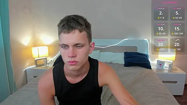 m0neyken online show from July 6, 2026, 8:44 am