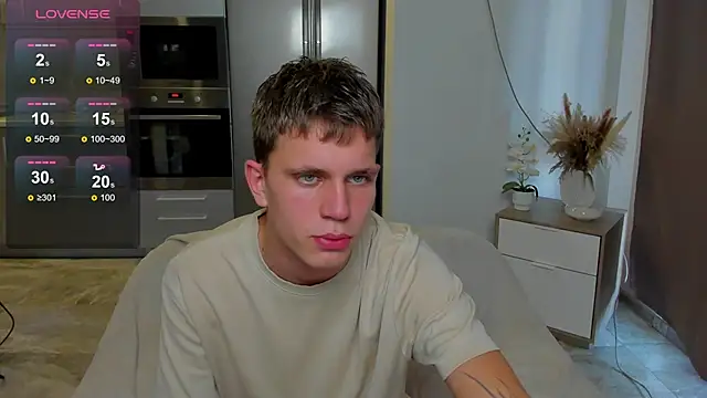 m0neyken online show from August 1, 2026, 3:28 am