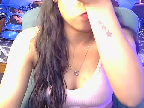 Snapshot of Ruchi-19 chatting on July 23, 2026, 10:19 pm Ruchi-19 online show from July 23, 2026, 10:19 pm