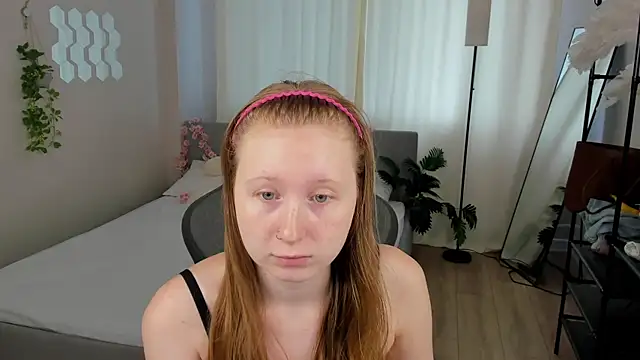 Snapshot of LiliTiny chatting on July 29, 2026, 1:15 am LiliTiny online show from July 29, 2026, 1:15 am