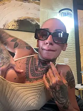 Snapshot of inked_up_jade chatting on June 19, 2026, 4:22 pm inked up jade online show from June 19, 2026, 4:22 pm