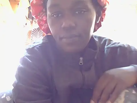 Snapshot of Heliosann chatting on July 1, 2026, 10:06 am Heliosann online show from July 1, 2026, 10:06 am