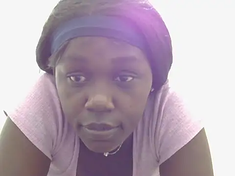 Snapshot of Heliosann chatting on July 14, 2026, 11:21 pm Heliosann online show from July 14, 2026, 11:21 pm