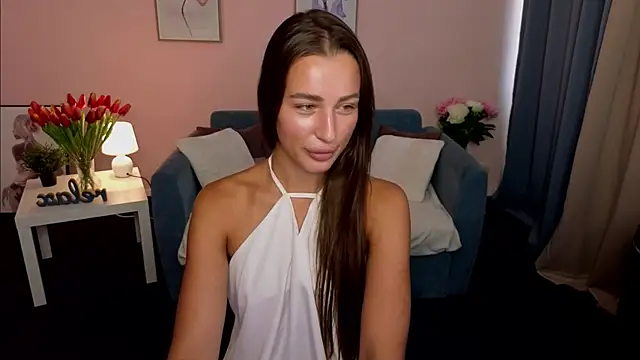 Snapshot of KateBliss chatting on June 24, 2026, 2:05 pm KateBliss online show from June 24, 2026, 2:05 pm
