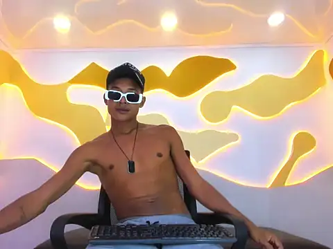 RafaelVander online show from July 2, 2026, 3:23 am