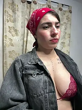 mia carter18 online show from June 24, 2026, 6:01 am