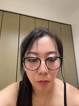 Snapshot of yiyi-baby66 chatting on July 14, 2026, 1:17 pm yiyi-baby66 online show from July 14, 2026, 1:17 pm