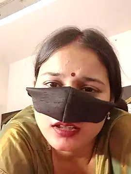 Snapshot of Mummy_jii1 chatting on July 19, 2026, 6:00 pm Mummy jii1 online show from July 19, 2026, 6:00 pm