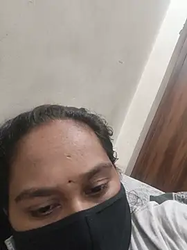 Snapshot of Lundpakadu chatting on July 3, 2026, 7:20 pm Lundpakadu online show from July 3, 2026, 7:20 pm