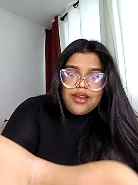 Delya soloexperimento online show from July 8, 2026, 1:37 pm