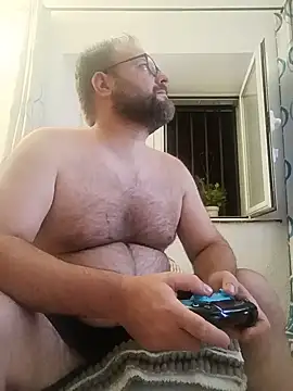 Snapshot of ashur88 chatting on July 10, 2026, 10:45 pm ashur88 online show from July 10, 2026, 10:45 pm