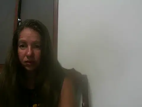 Snapshot of Ranelia chatting on July 6, 2026, 5:26 pm Ranelia online show from July 6, 2026, 5:26 pm