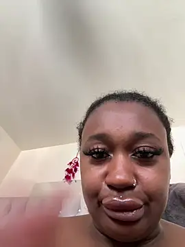 Snapshot of Ebonnyxx chatting on June 23, 2026, 11:41 am Ebonnyxx online show from June 23, 2026, 11:41 am