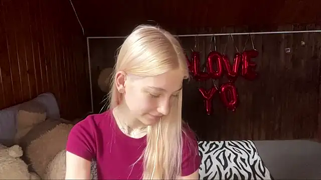 GlyndaMccannon online show from July 3, 2026, 8:21 am