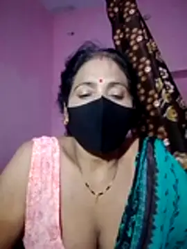 Snapshot of Noor__Malika- chatting on July 16, 2026, 2:34 pm Noor Malika- online show from July 16, 2026, 2:34 pm