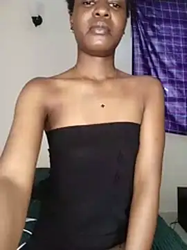 Snapshot of Holy_sinnerr chatting on August 2, 2026, 1:31 pm Holy sinnerr online show from August 2, 2026, 1:31 pm